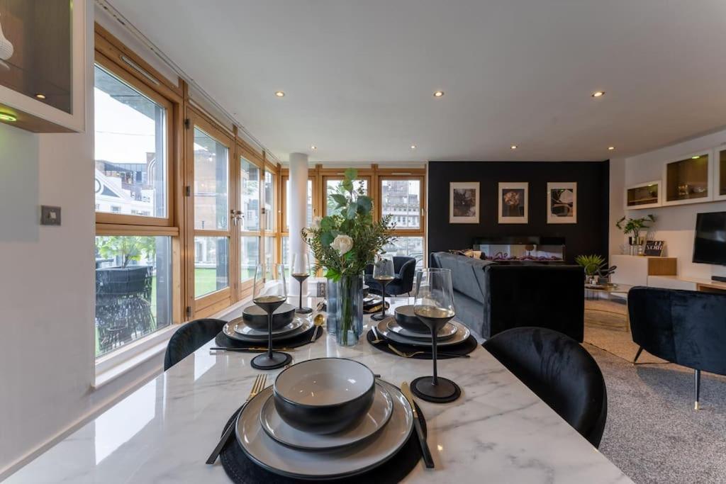 Penthouse Noir - Wyndale Living - Central Bham 2Br Бирмингам Екстериор снимка