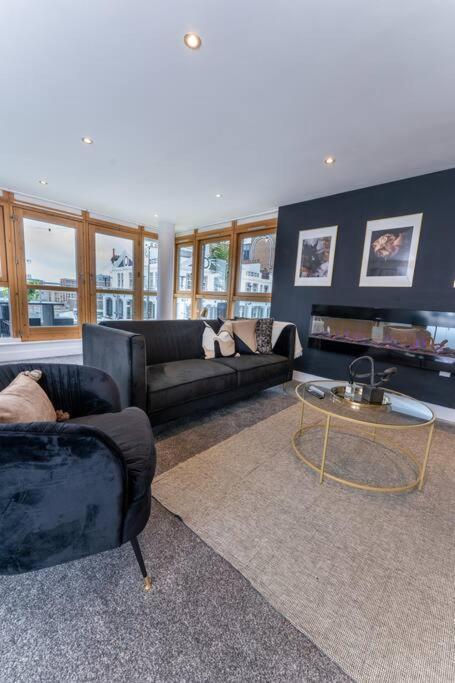 Penthouse Noir - Wyndale Living - Central Bham 2Br Бирмингам Екстериор снимка